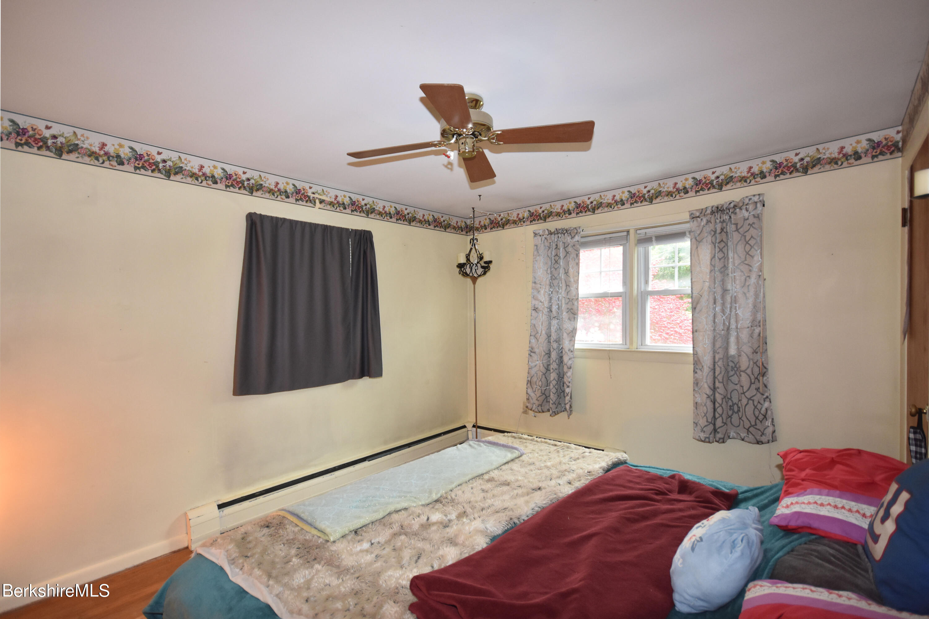 494 East New Lenox Road Pittsfield, MA 01201 - Photo 14 of 40 Bedroom #1
