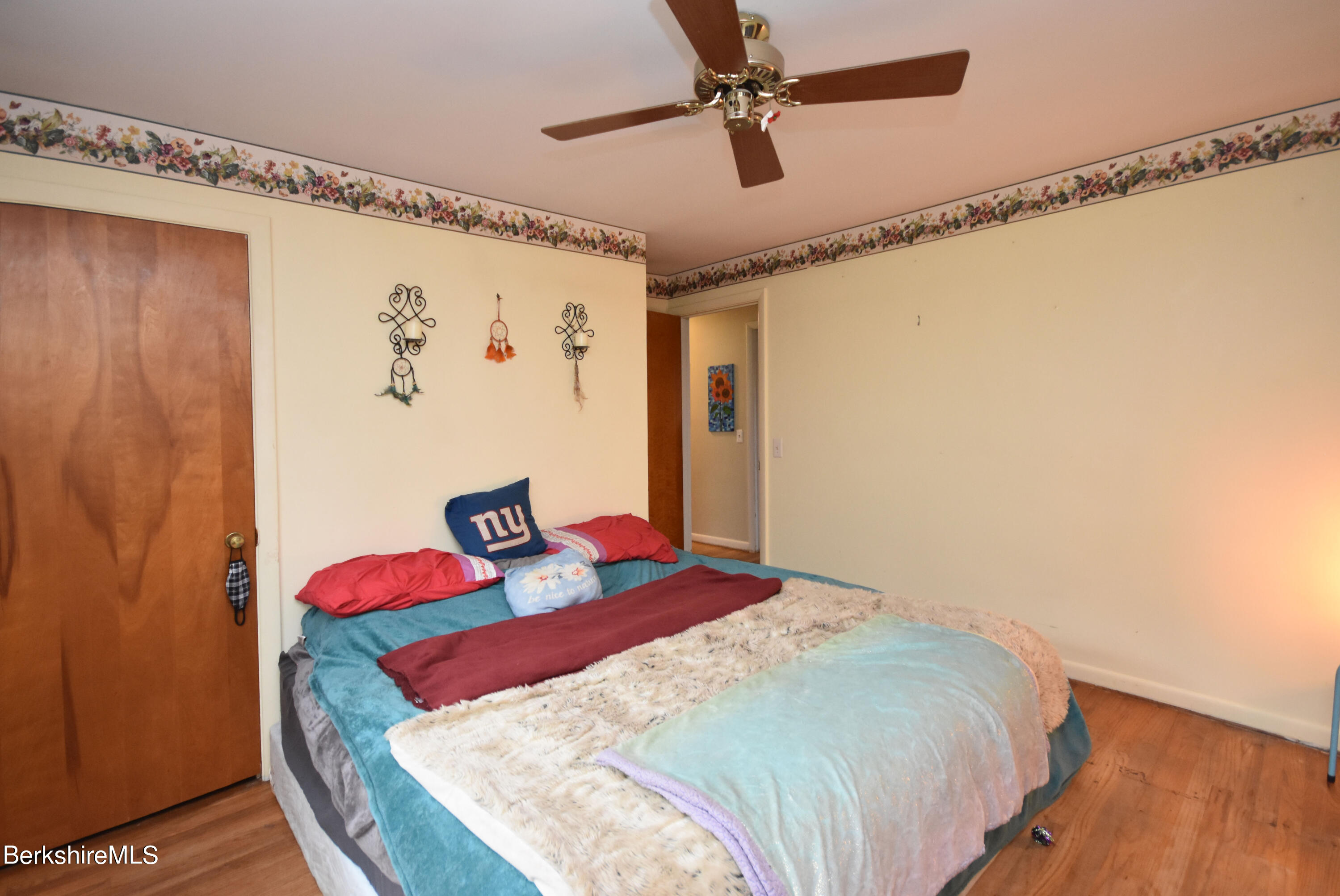 494 East New Lenox Road Pittsfield, MA 01201 - Photo 15 of 40 Bedroom #1