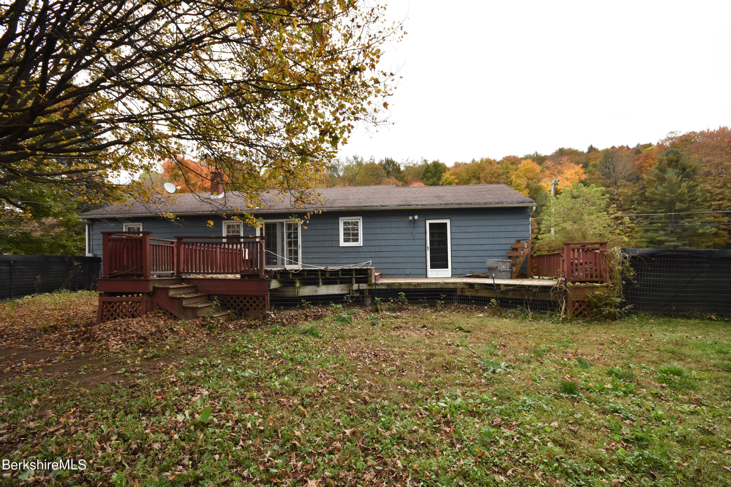 494 East New Lenox Road Pittsfield, MA 01201 - Photo 36 of 40 Exterior