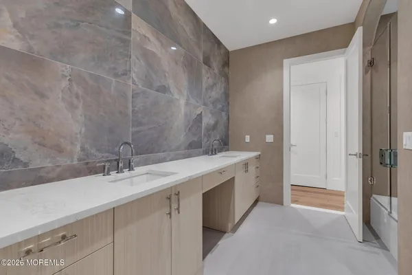 a bathroom with a bathtub