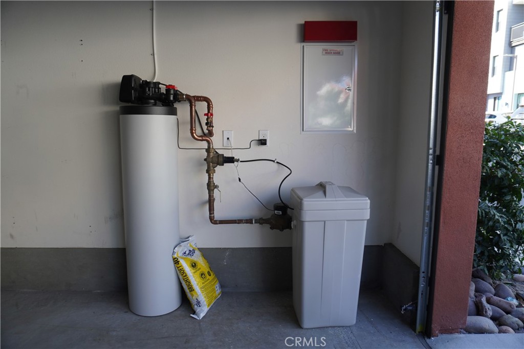 436 Village Brea Ca Brea, CA 92821 - Photo 29 of 30 a view of hallway with washer and dryer
