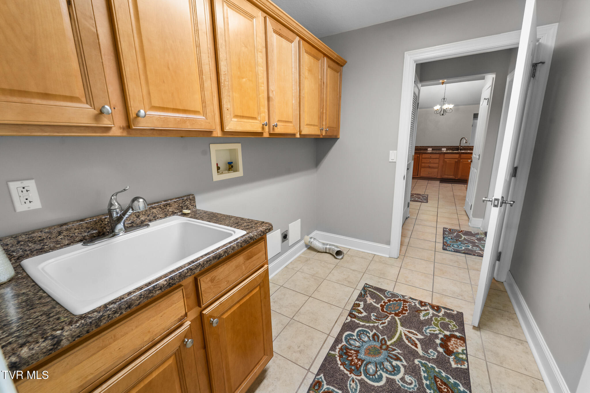 1684 Hatterdale Farm Road, Unit B Blountville, TN 37617 - Photo 34 of 49 DSC07305