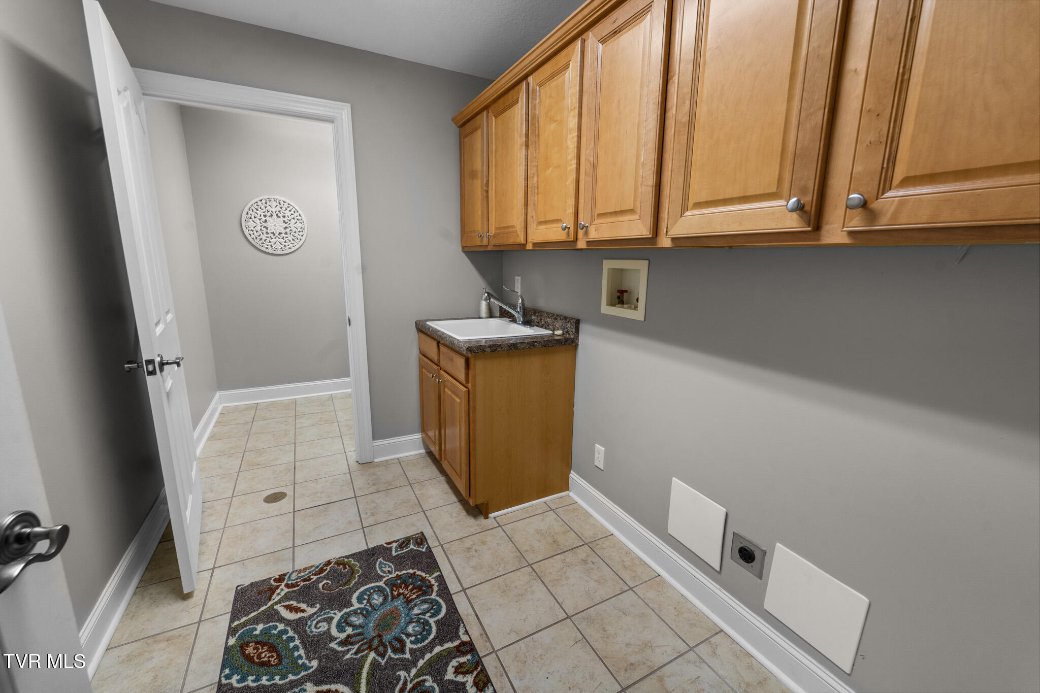 1684 Hatterdale Farm Road, Unit B Blountville, TN 37617 - Photo 35 of 49 DSC07310