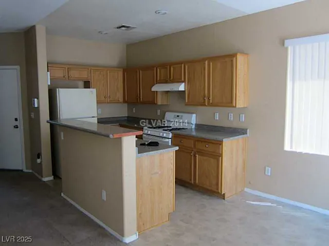 $1,650 | 6521 East Marco Vista Avenue, Las Vegas, NV 89142