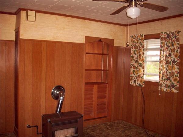 19 Mott Street Worcester, MA 01604 - Photo 8 of 24 Gallery Image 8