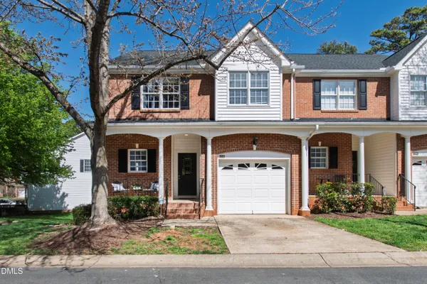 $425,000 | 4548 Mistiflower Drive, Raleigh, NC 27606