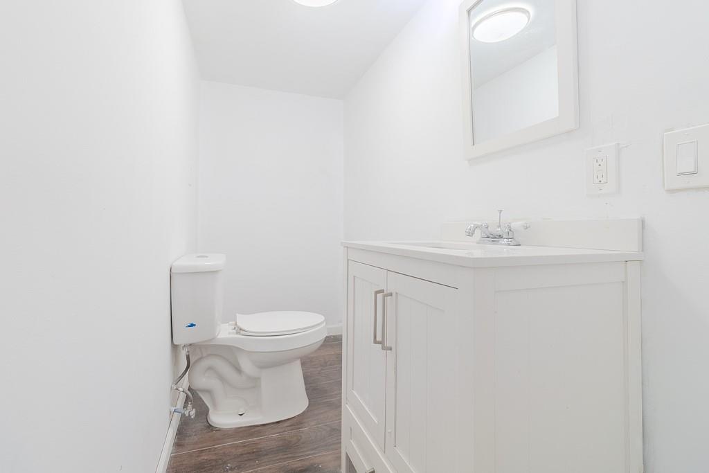 7583 Tyler Road Verona, PA 15147 - Photo 40 of 50 a bathroom with a sink toilet and a mirror