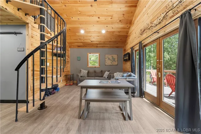 $319,000 | 33209 Green Hills Road, Gravois Mills, MO 65037