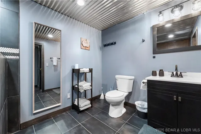 $319,000 | 33209 Green Hills Road, Gravois Mills, MO 65037