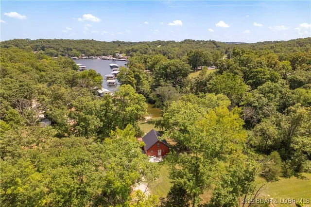 $319,000 | 33209 Green Hills Road, Gravois Mills, MO 65037