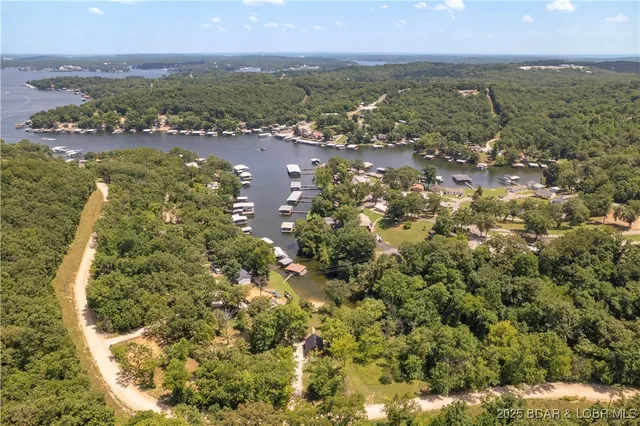 $319,000 | 33209 Green Hills Road, Gravois Mills, MO 65037