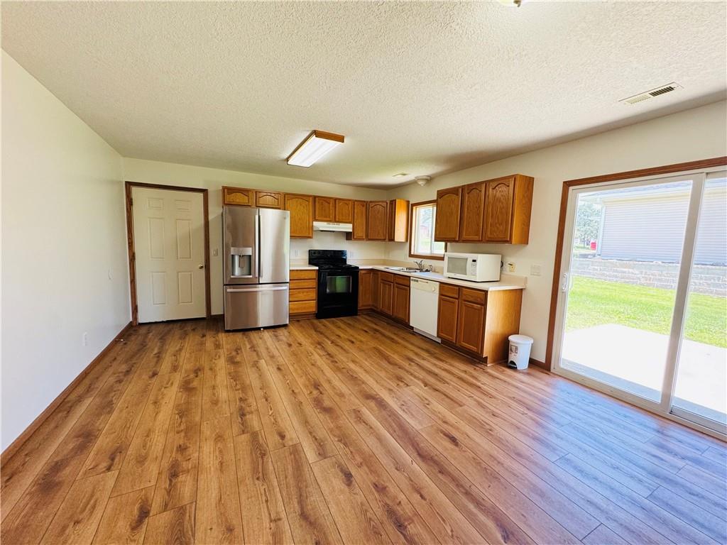 405 South Country Club Road Maryville, MO 64468 - Photo 7 of 19