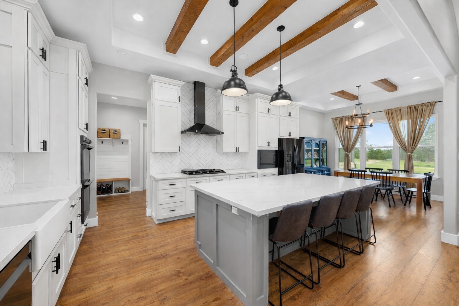 1507 Smith Rau Road Columbus, TX 78934 - Photo 7 of 40