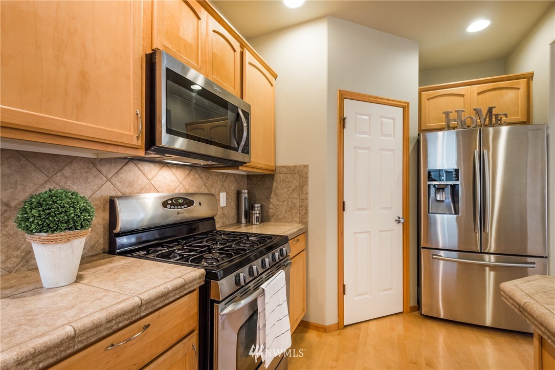 9467 South 196 Place Renton, WA 98055 - Photo 8 of 30 Gallery Image 8