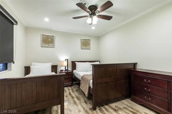 $5,500 | 9020 Moss Creek Circle, Las Vegas, NV 89117