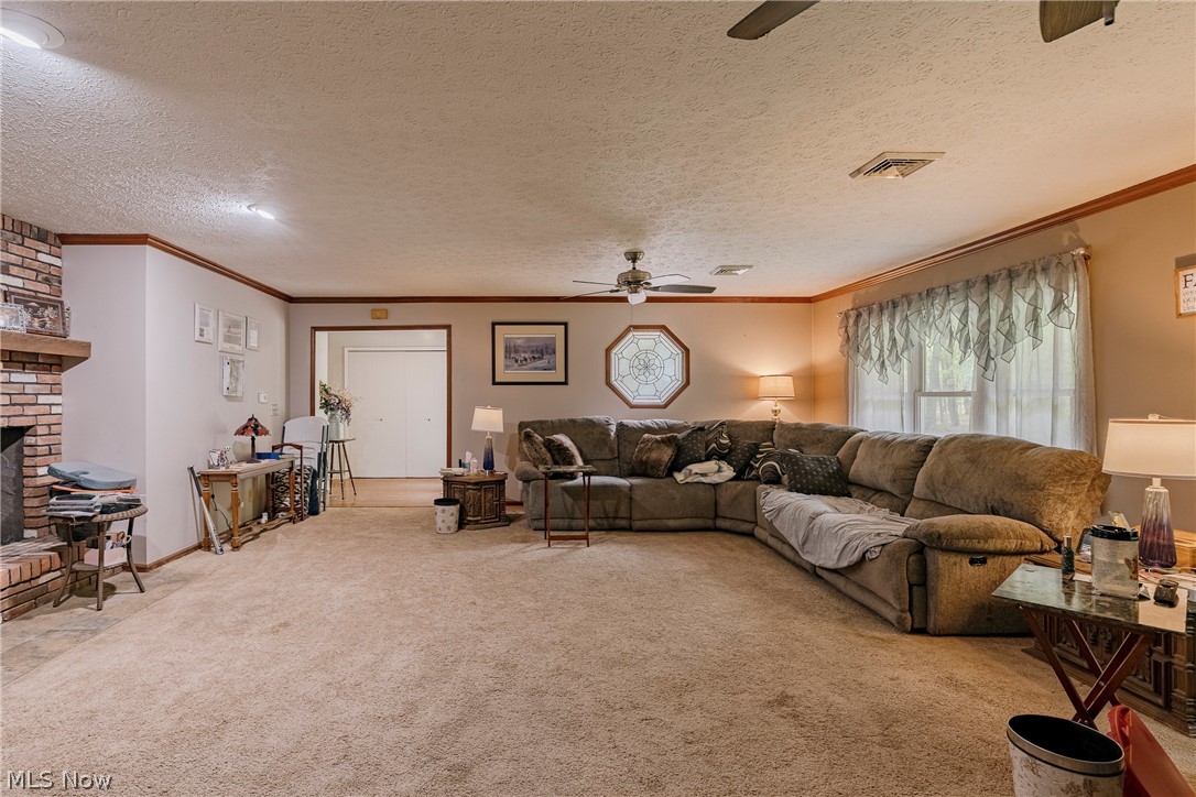 7814 Poorman Road Vermilion, OH 44089 - Photo 4 of 40