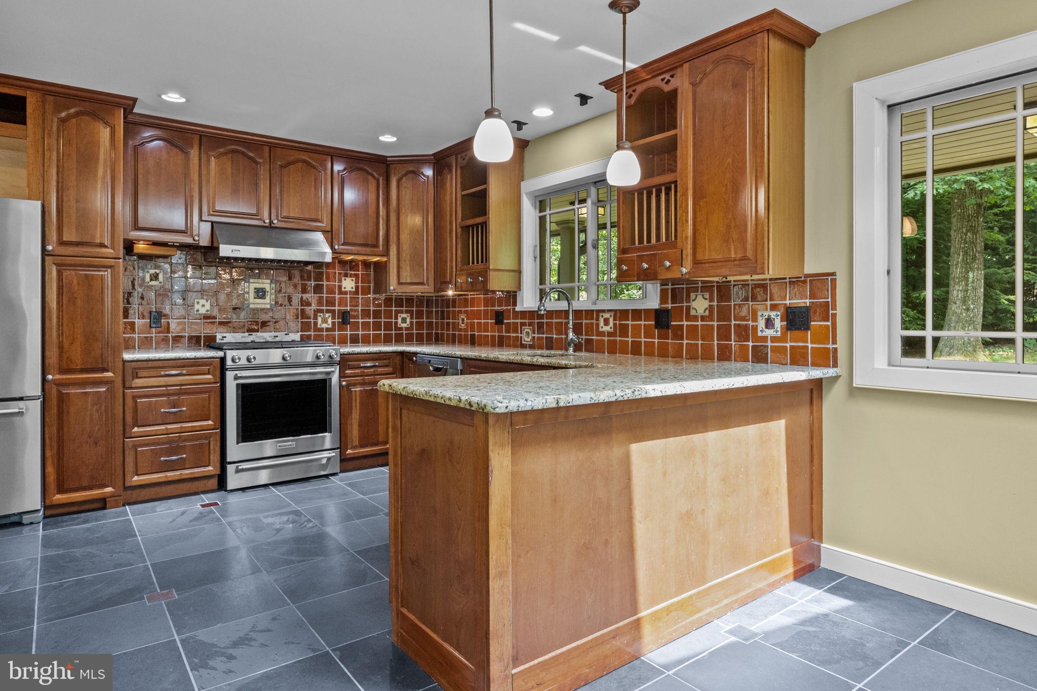 6975 Upper York Road New Hope, PA 18938 - Photo 17 of 61