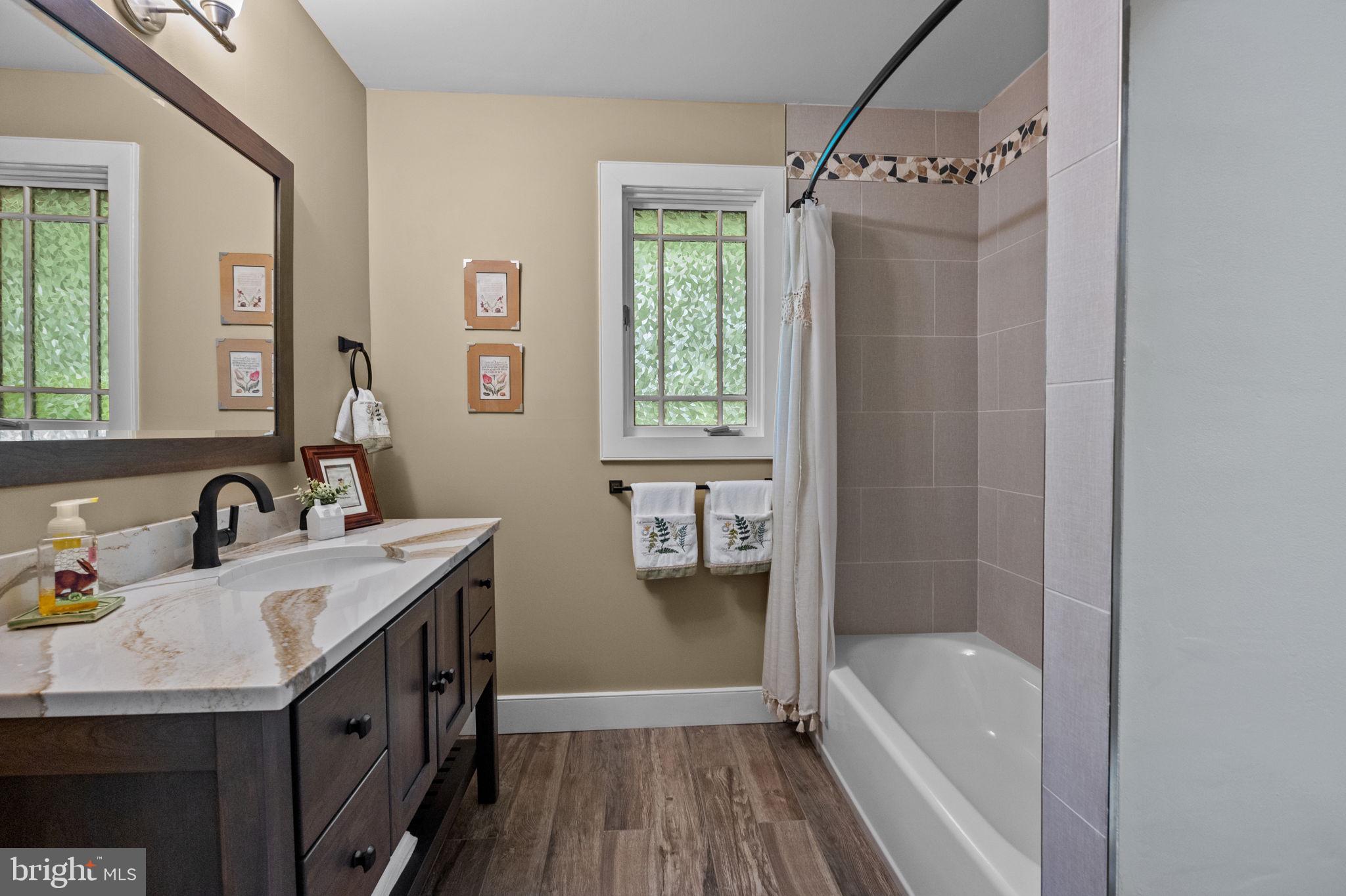 6975 Upper York Road New Hope, PA 18938 - Photo 20 of 61 Newly renovated full bath on main level