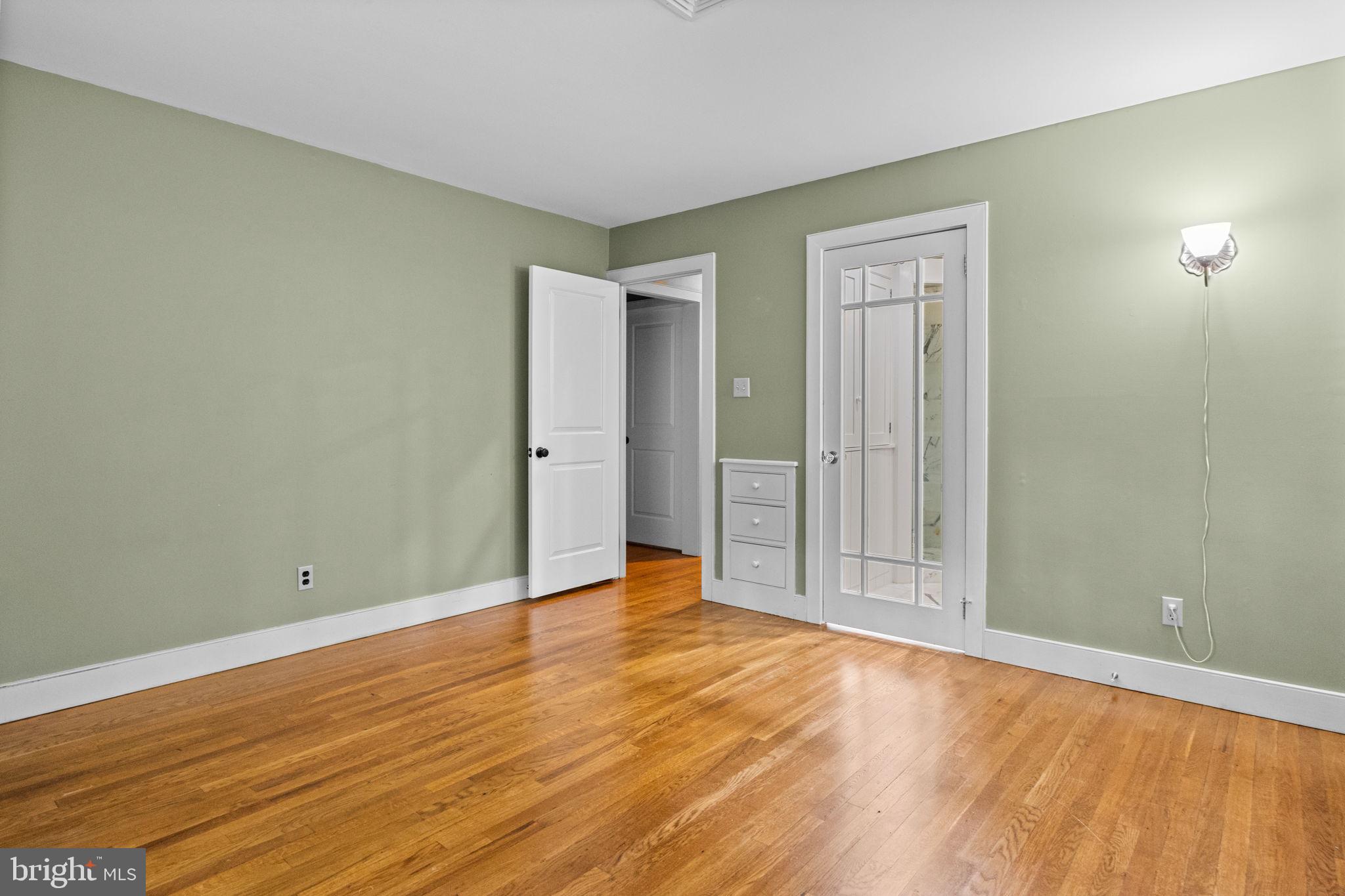 6975 Upper York Road New Hope, PA 18938 - Photo 25 of 61 Primary bedroom bathroom and hall access