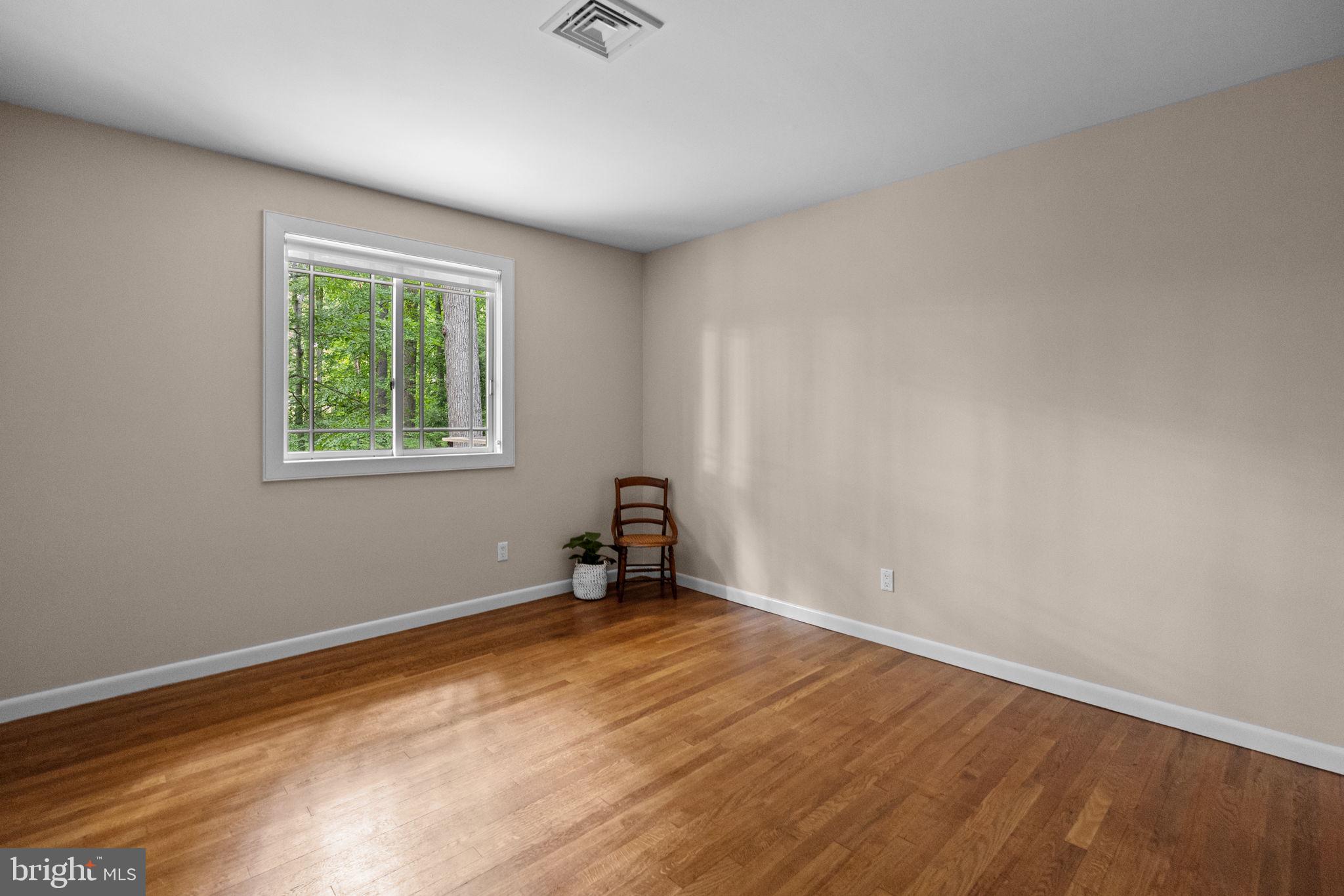 6975 Upper York Road New Hope, PA 18938 - Photo 28 of 61 Second main level bedroom