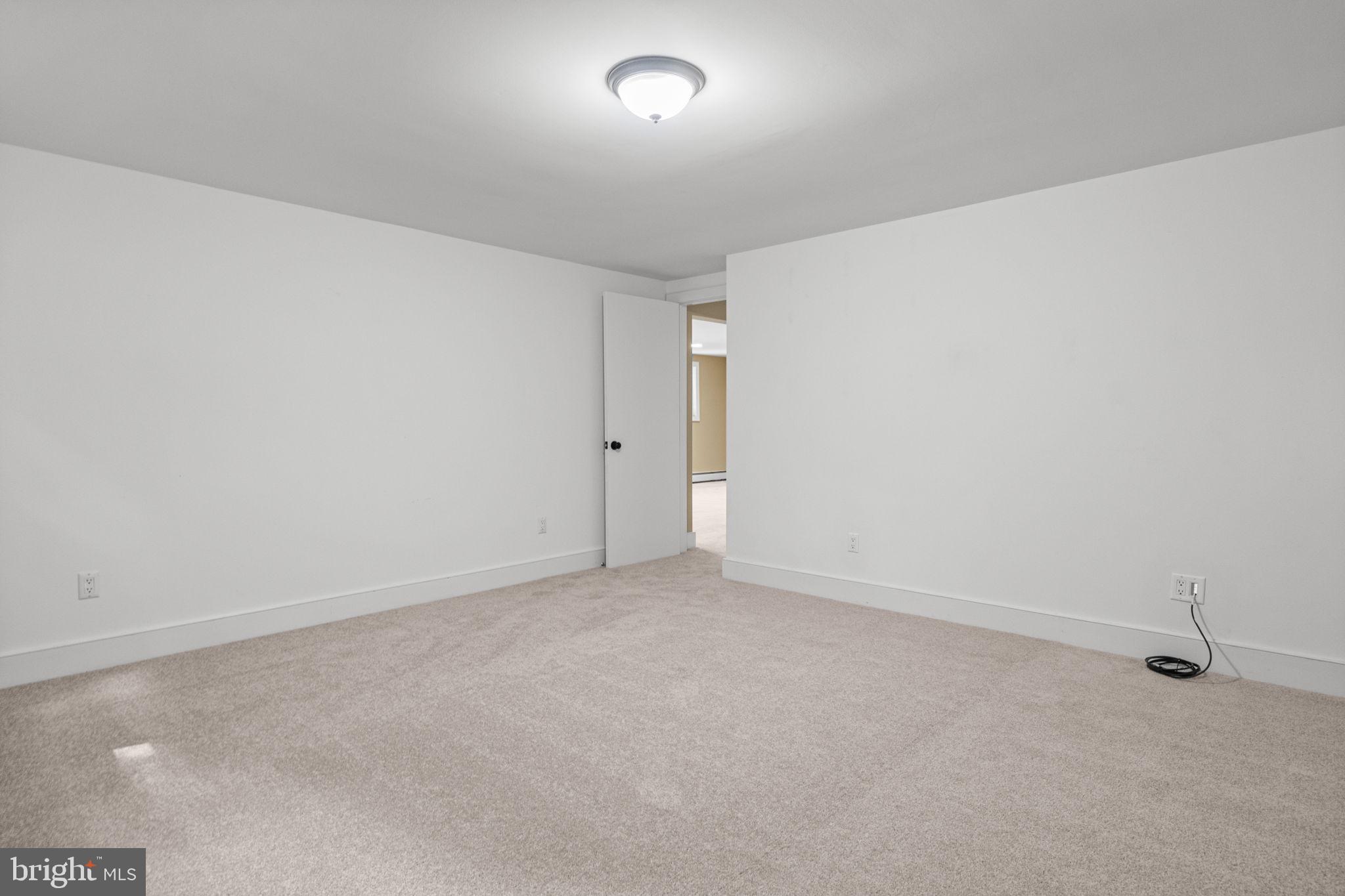 6975 Upper York Road New Hope, PA 18938 - Photo 35 of 61 Fourth bedroom/office space