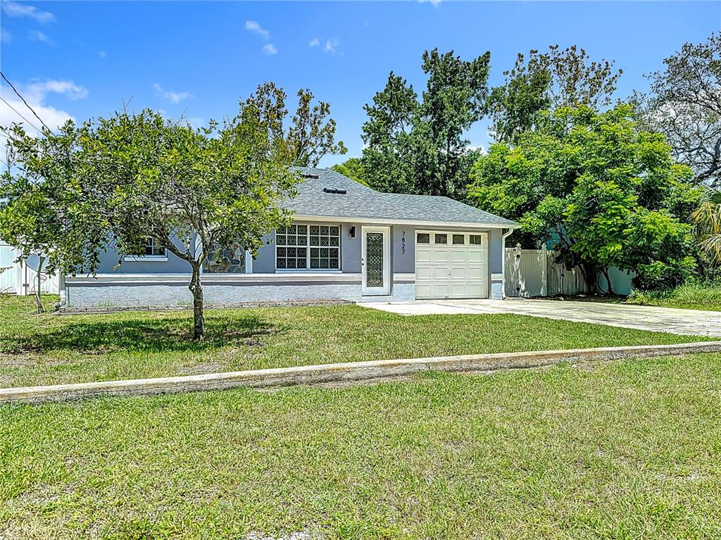 7827 Butler Avenue Hudson, FL 34667 - Photo 2 of 82