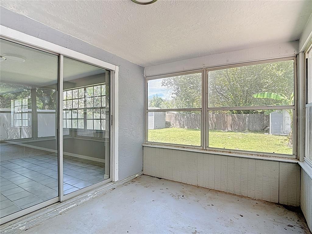 7827 Butler Avenue Hudson, FL 34667 - Photo 54 of 82 a view of an empty room and window