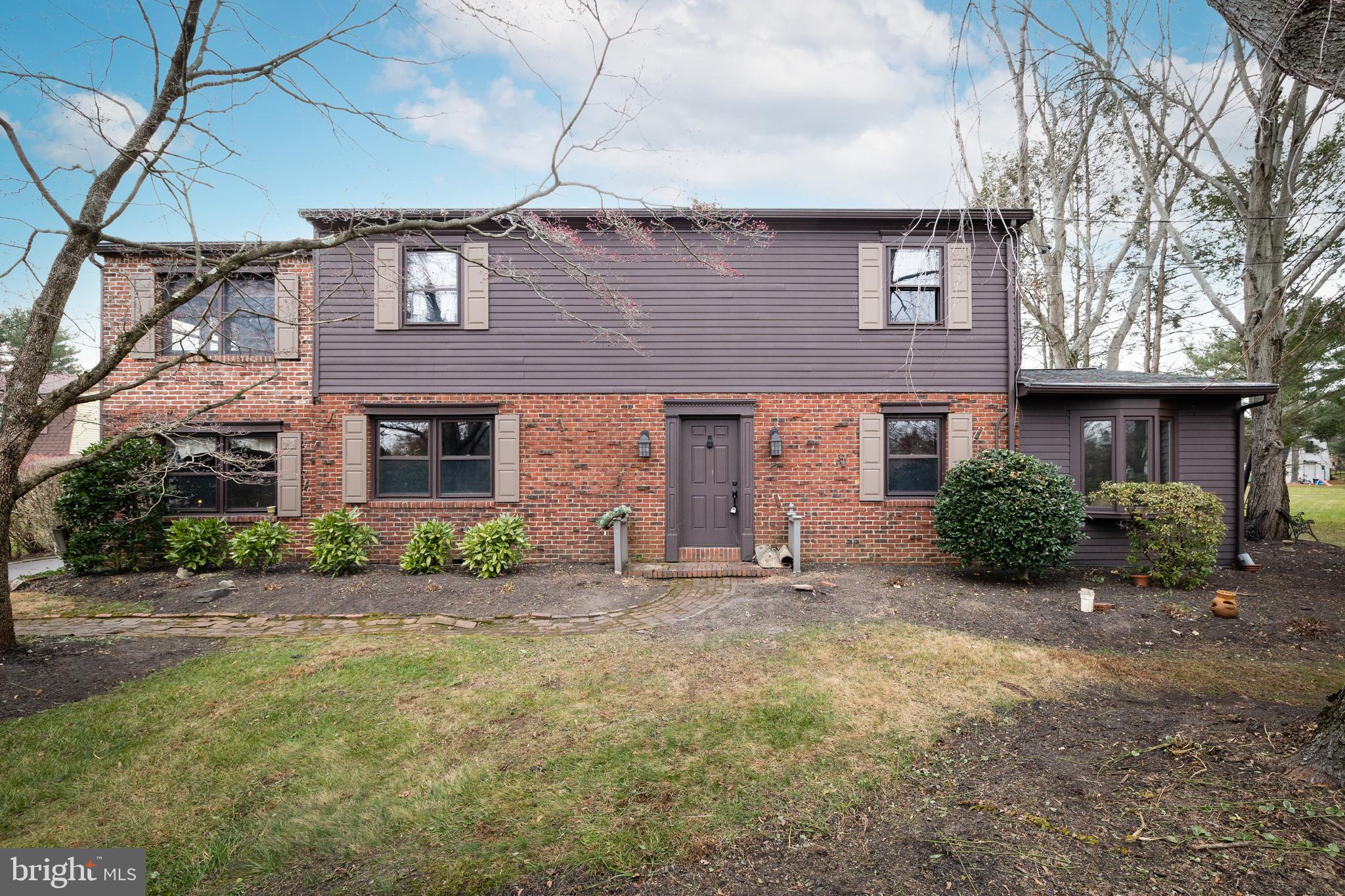 149 Petticoat Bridge Road Columbus, NJ 08022 - Photo 1 of 29 Front