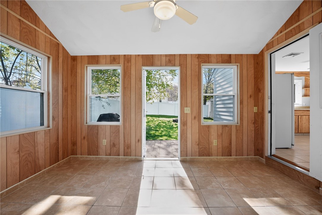 68 Madeleine Avenue Woonsocket, RI 02895 - Photo 2 of 27 Breezeway