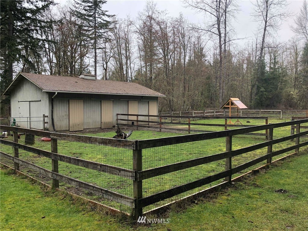 32614 Locke Road Roy, WA 98580 - Photo 14 of 23 Gallery Image 14