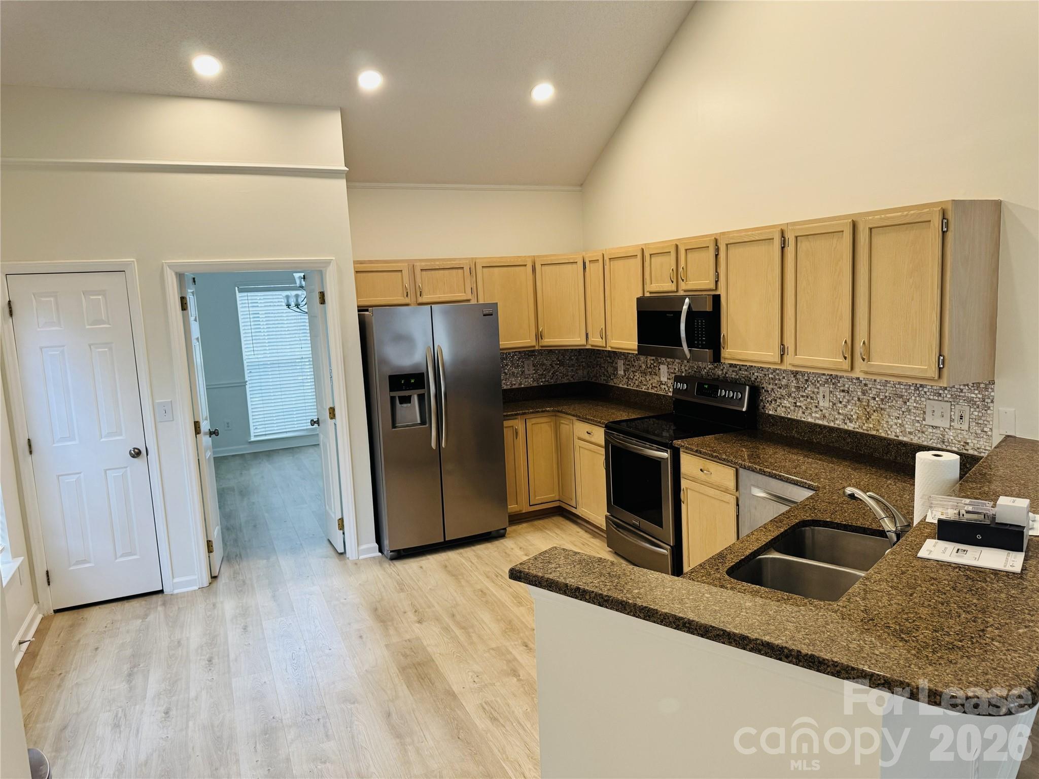 11408 Coreopsis Road Charlotte, NC 28213 - Photo 8 of 33