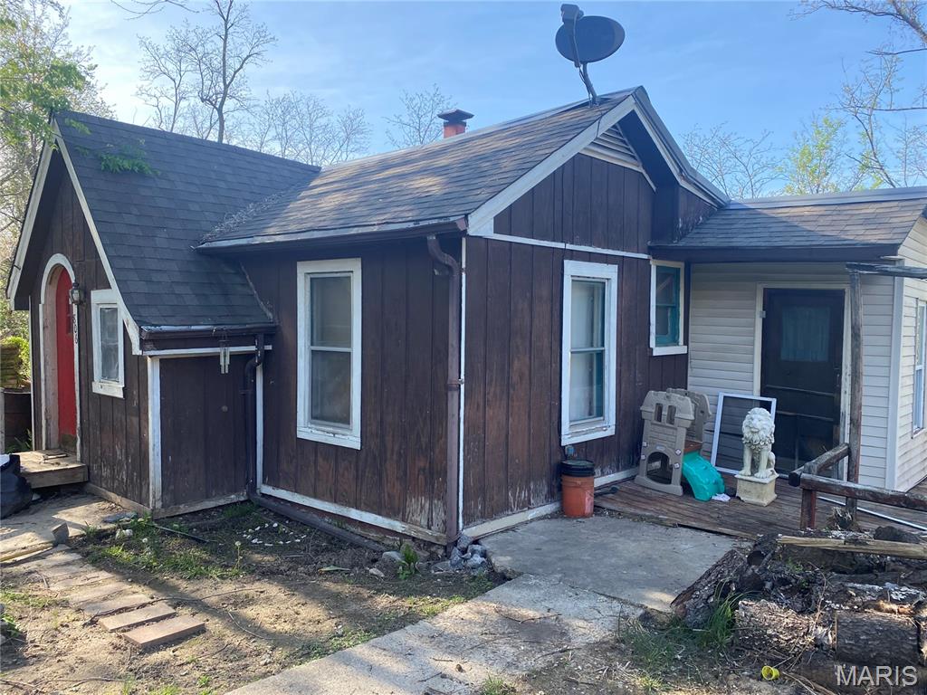 806 Butler Street Hannibal, MO 63401 - Photo 2 of 9