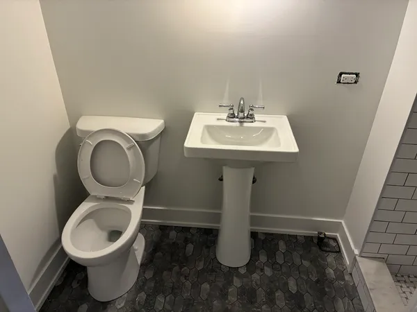 $1,800 | 5523 North Major Avenue, Unit G, Chicago, IL 60630