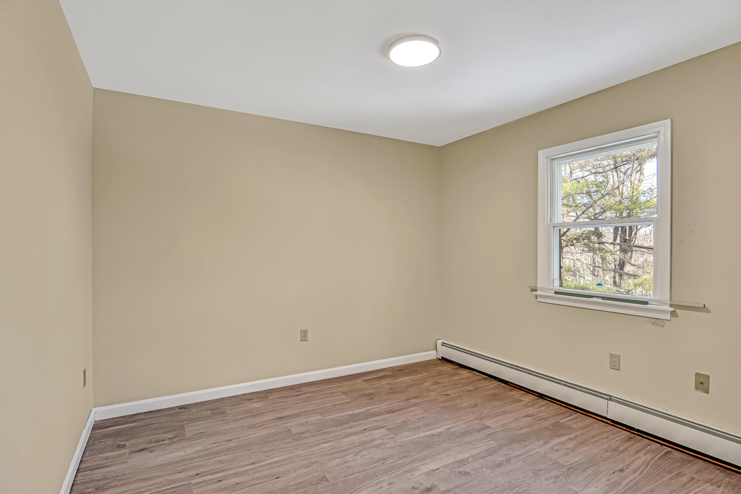 285 White Road Bowdoinham, ME 04008 - Photo 20 of 39 Bedroom 2