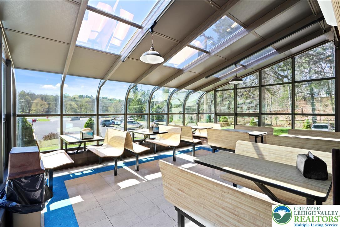 214 Mockingbird Court Bushkill, PA 18324 - Photo 38 of 40