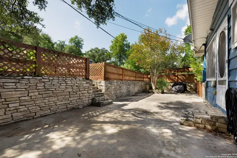 $495,000 | 574 Skyline Drive, Canyon Lake, TX 78133