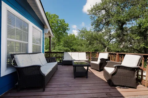 $495,000 | 574 Skyline Drive, Canyon Lake, TX 78133