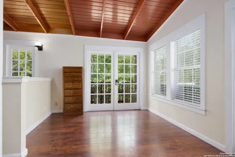 $495,000 | 574 Skyline Drive, Canyon Lake, TX 78133