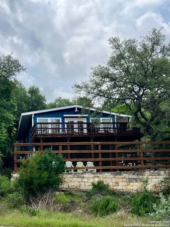 $420,000 | 574 Skyline Drive, Canyon Lake, TX 78133