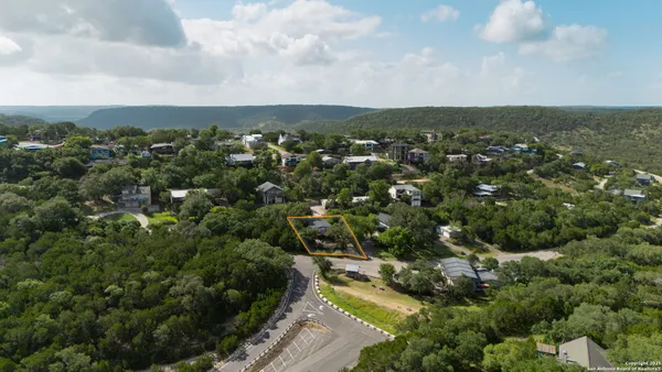 $420,000 | 574 Skyline Drive, Canyon Lake, TX 78133