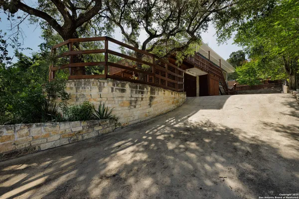 $420,000 | 574 Skyline Drive, Canyon Lake, TX 78133