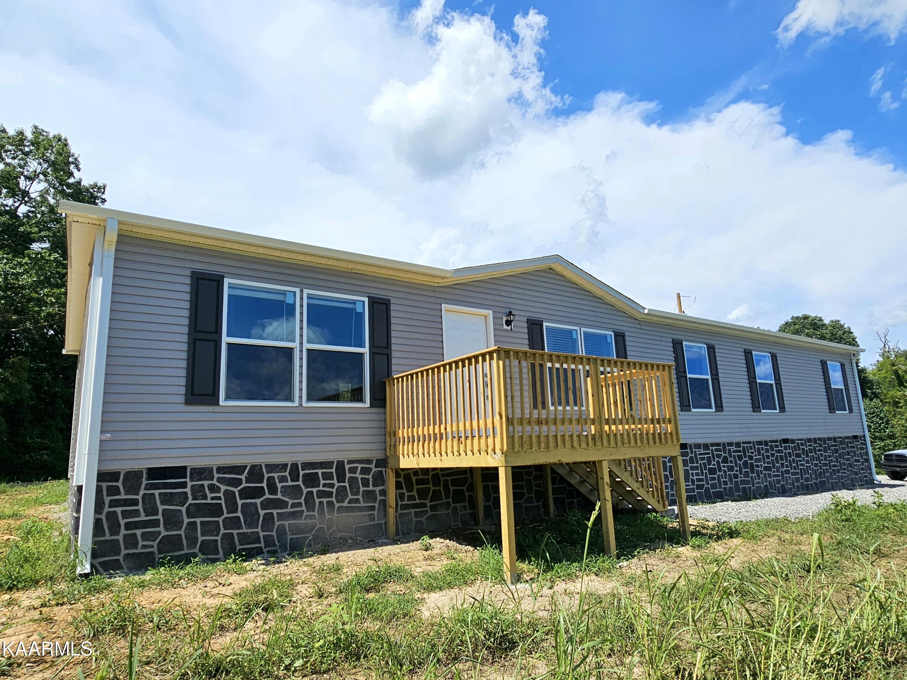 444 Foster Road Lenoir City, TN 37771 - Photo 2 of 36 20230805_152231