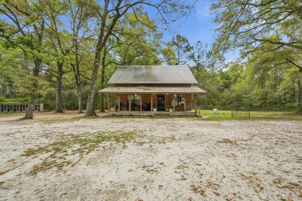 $299,000 | 7953 Crawford Road, Laurel Hill, FL 32567