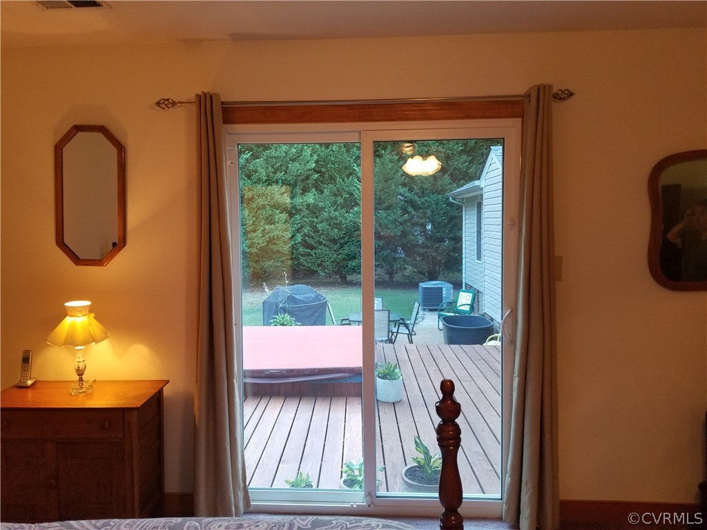 2057 Mill Road Henrico, VA 23231 - Photo 41 of 44 a view of a balcony with yard
