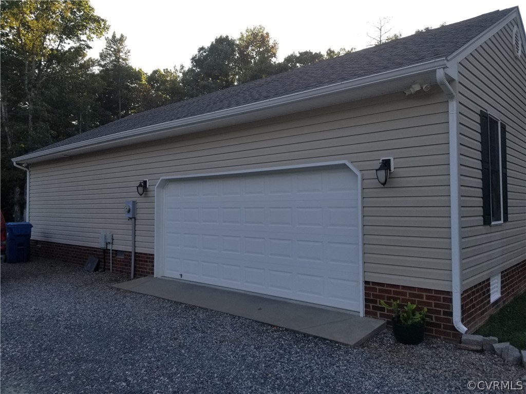 2057 Mill Road Henrico, VA 23231 - Photo 5 of 44 a view of backyard of house