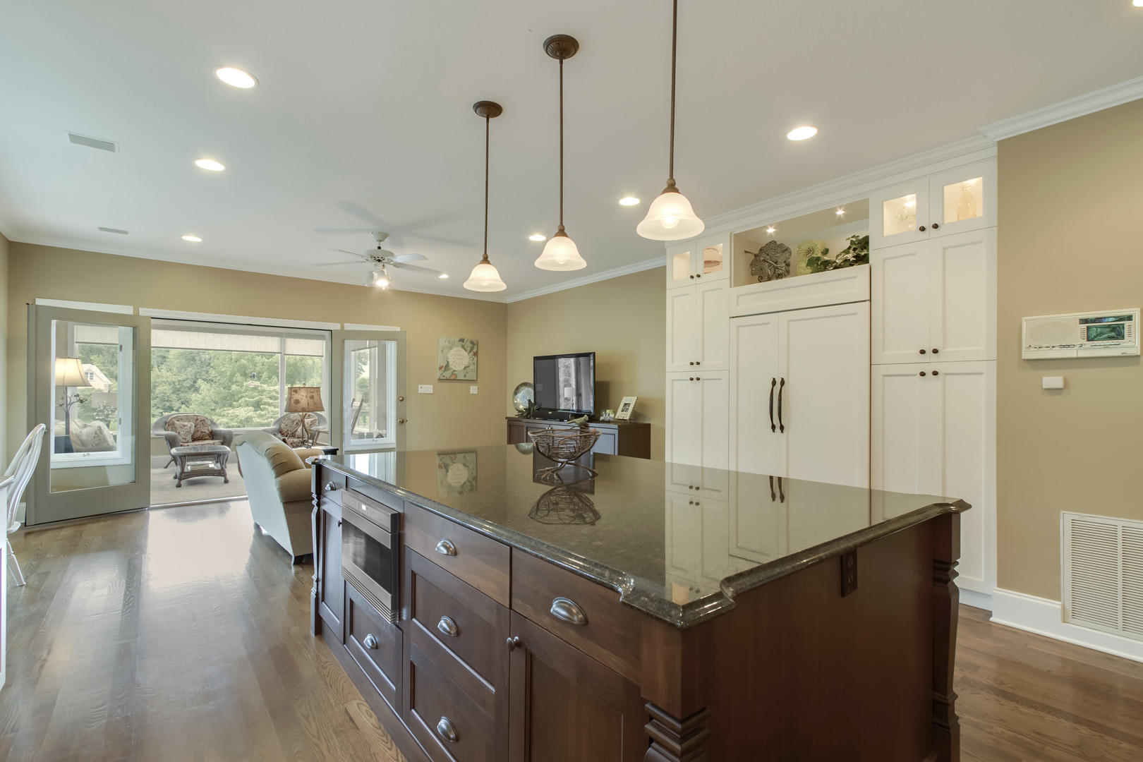 256 Cheestana Way Loudon, TN 37774 - Photo 9 of 40 09_256 Cheestana Way_Kitchen02