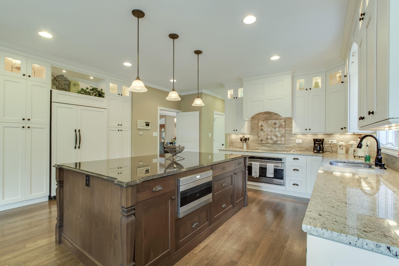 256 Cheestana Way Loudon, TN 37774 - Photo 10 of 40 10_256 Cheestana Way_Kitchen03