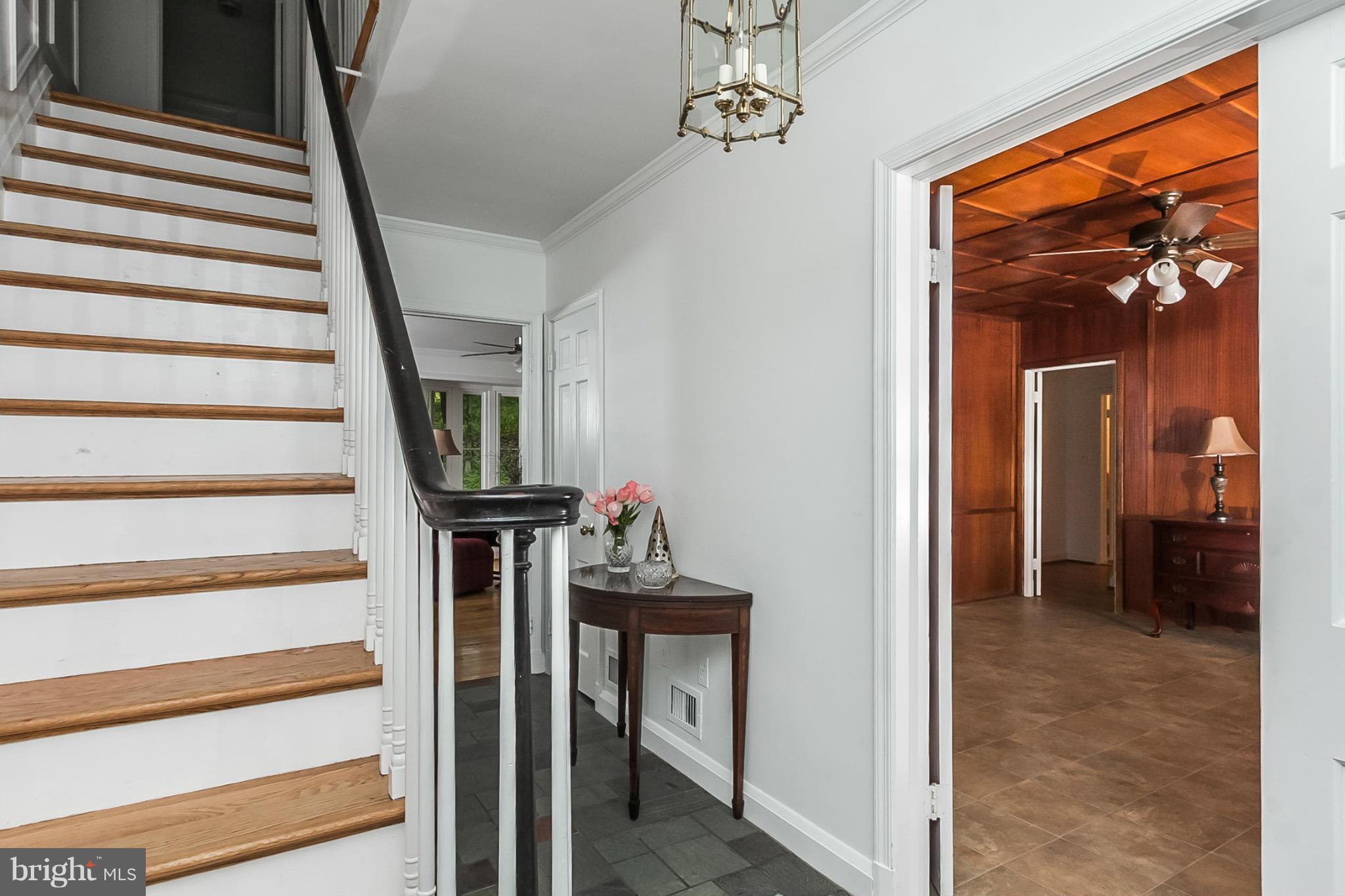 6808 Ridgewood Road Baltimore, MD 21239 - Photo 6 of 22 Interior (General)