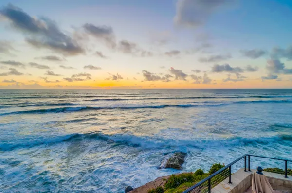 $6,600,000 | 1476 Pescadero Drive, San Diego, CA 92107