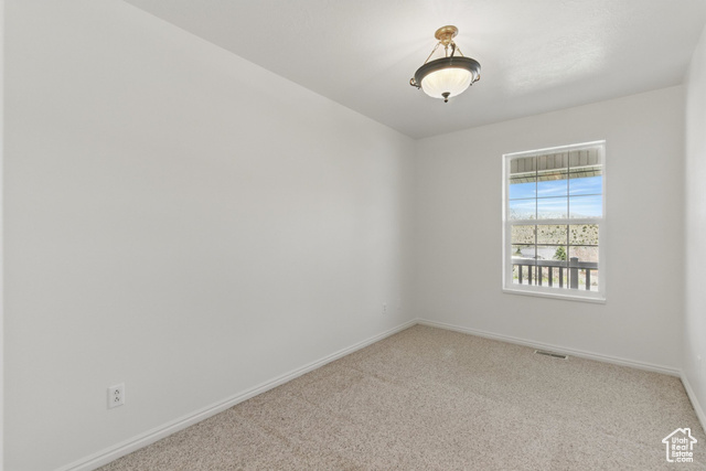151 South Haulage Road Eureka, UT 84628 - Photo 24 of 36 Spare room featuring carpet floors